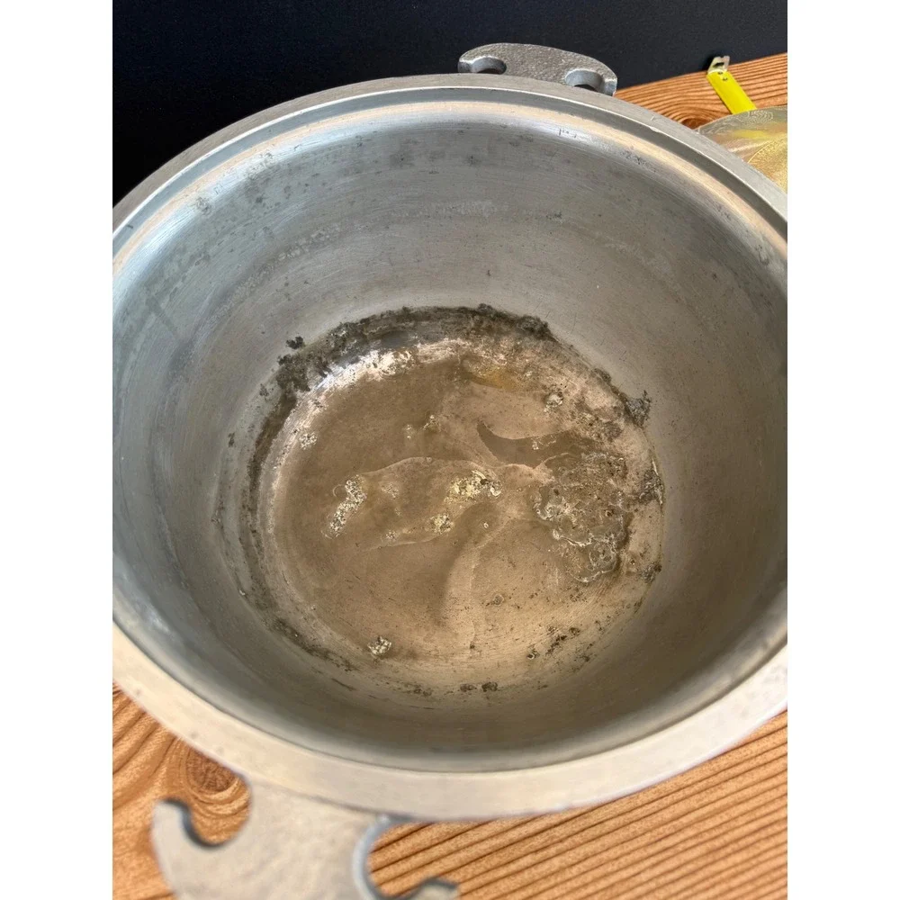 Vintage Guardian Service Cast Aluminum Round Dutch Oven Roaster with Glass Lid
